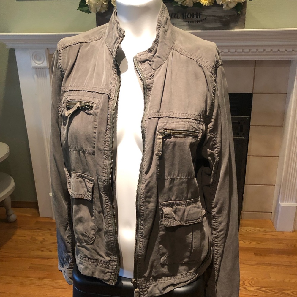 Bomber jacket